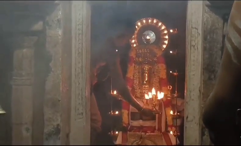 1500-old-temple-in-thiruvarur